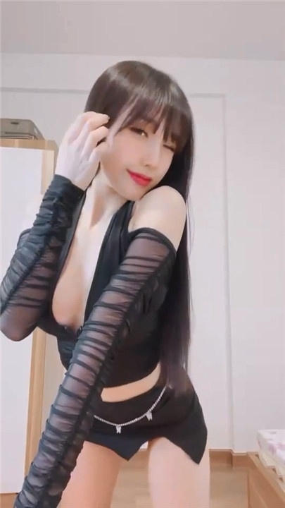 BIGO直播越南气质美女LOLI  漏内热舞11V 3小时30分