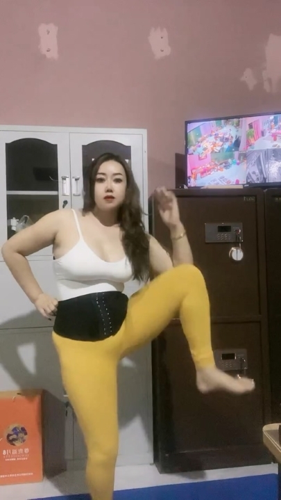 快手熟女御姐五合一 1.09G （3.30）