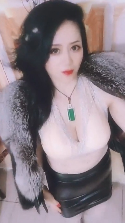 【抖音福利】大奶熟女【飞飞】骚穴自#慰特写情趣内衣诱惑 10v22分 w0411