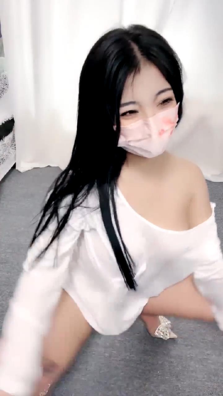 精剪裸舞【杨小花】 大奶尤物 国风诱惑骚舞裸舞22V-1.06G