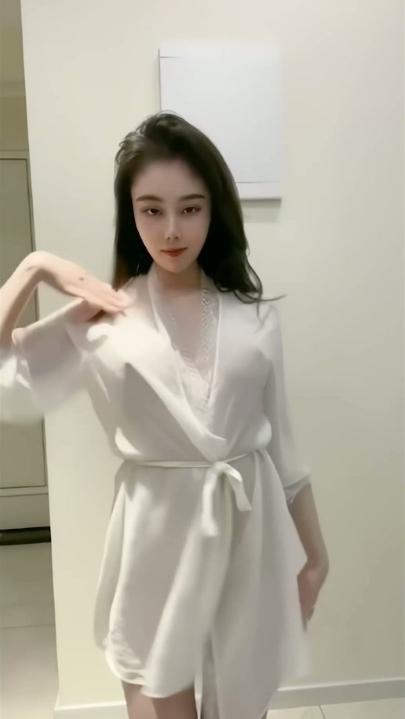 果舞【170小姨子】【火锅炖兔仔】二合一 17V 31分钟 990M