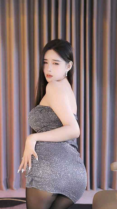 网易CC 小恩雅 定制舞蹈疯狂抖奶1V【13分1.92G】