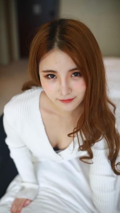 疑似艺舞吧【美莲】私拍写真 791P 花絮2V 1分钟 1.19G