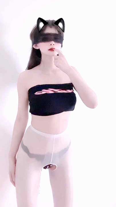 快手 芝士 极品身材小美女内衣骚顶舞福利15V【509M】