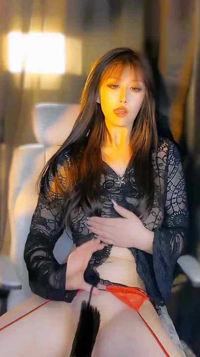 网易CC 咿咿呀呀 白虎诱惑热舞1V【555M】