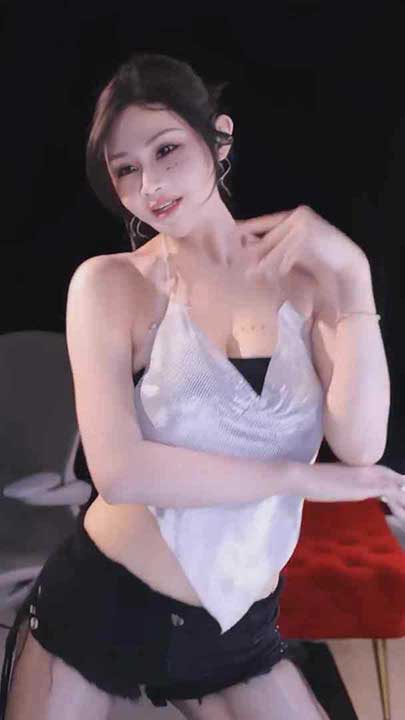 斗鱼 艺瑟妃 9月全新热舞精选11V【1.83G】