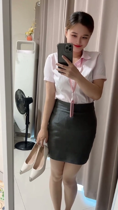 【抖音精品】超极品大奶宝妈『杨枝甘露-甜甜麻麻』剧情 8V 56分钟 1.92G