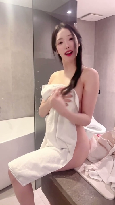 퓨리（dustj199）韩国bj，清纯韩妹撒娇卖萌洗澡 6分钟 769M