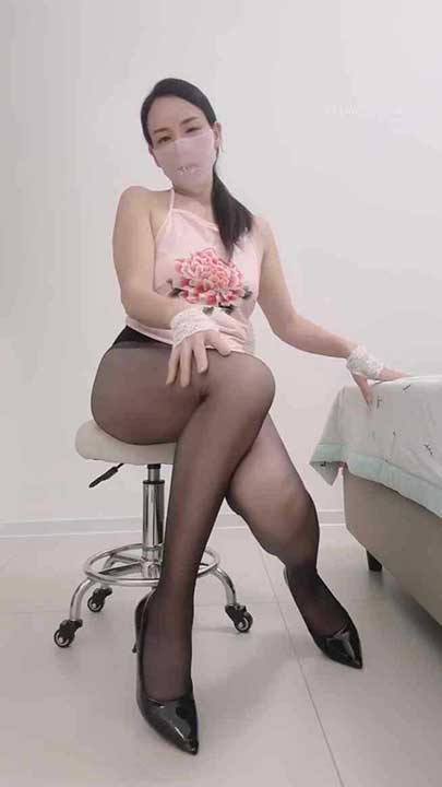 抖音 妍姐姐 极品高挑丝袜眼镜御姐,付费定制12V【2.38G】