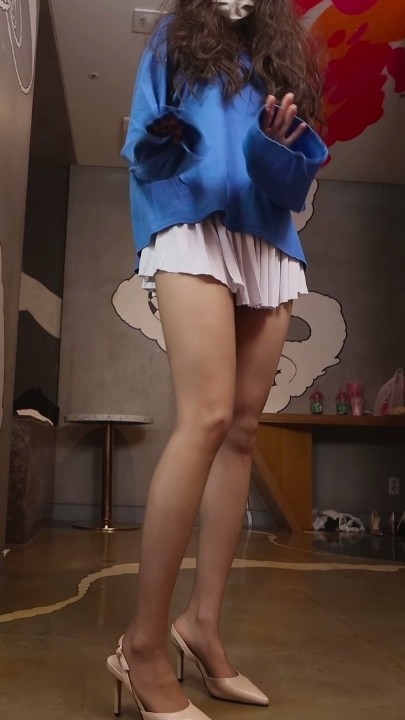 推特瑜伽博主【hzoyjoy乔伊】大尺度展示 2V 29分钟 2G