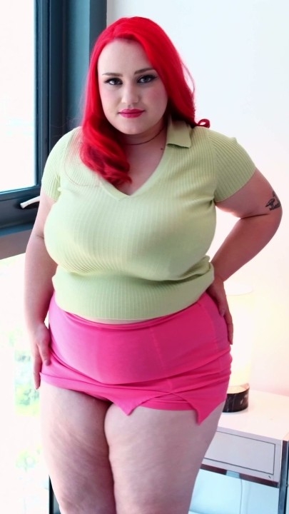 超级重坦【Lily.Raine】SOLO 4K原版 20分钟 4.32G