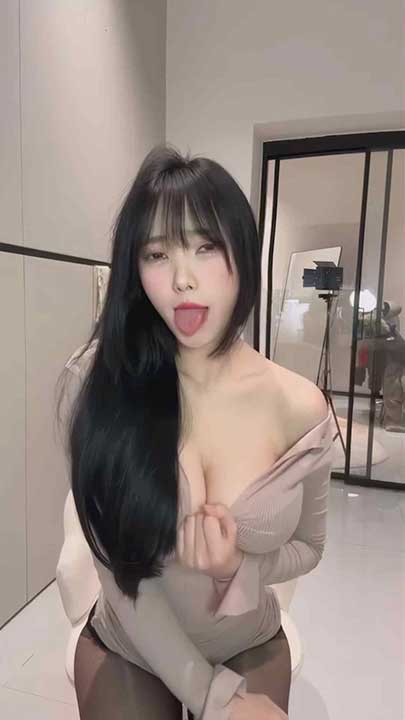 抖音 琳铛 百万粉付费定制，乳贴抖胸舞巨乳超弹3V【254M】