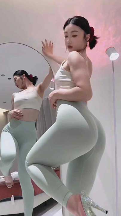 抖音 思羽 粗腿公主 健身少妇定制5V【709M】