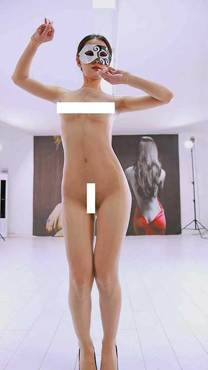 4K 日月俱乐部 小雯 内部秀2V【3.14G】